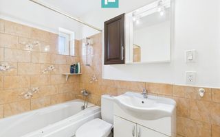 Casă de vacanță mobilată și utilată la Miniș - Poză 4