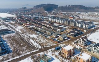 Casă Individuală Modernă de Vânzare | Sânpetru, Brașov - Poză 47