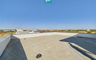 Penthouse cu lift privat și terasă mare în Ghiroda - Poză 13