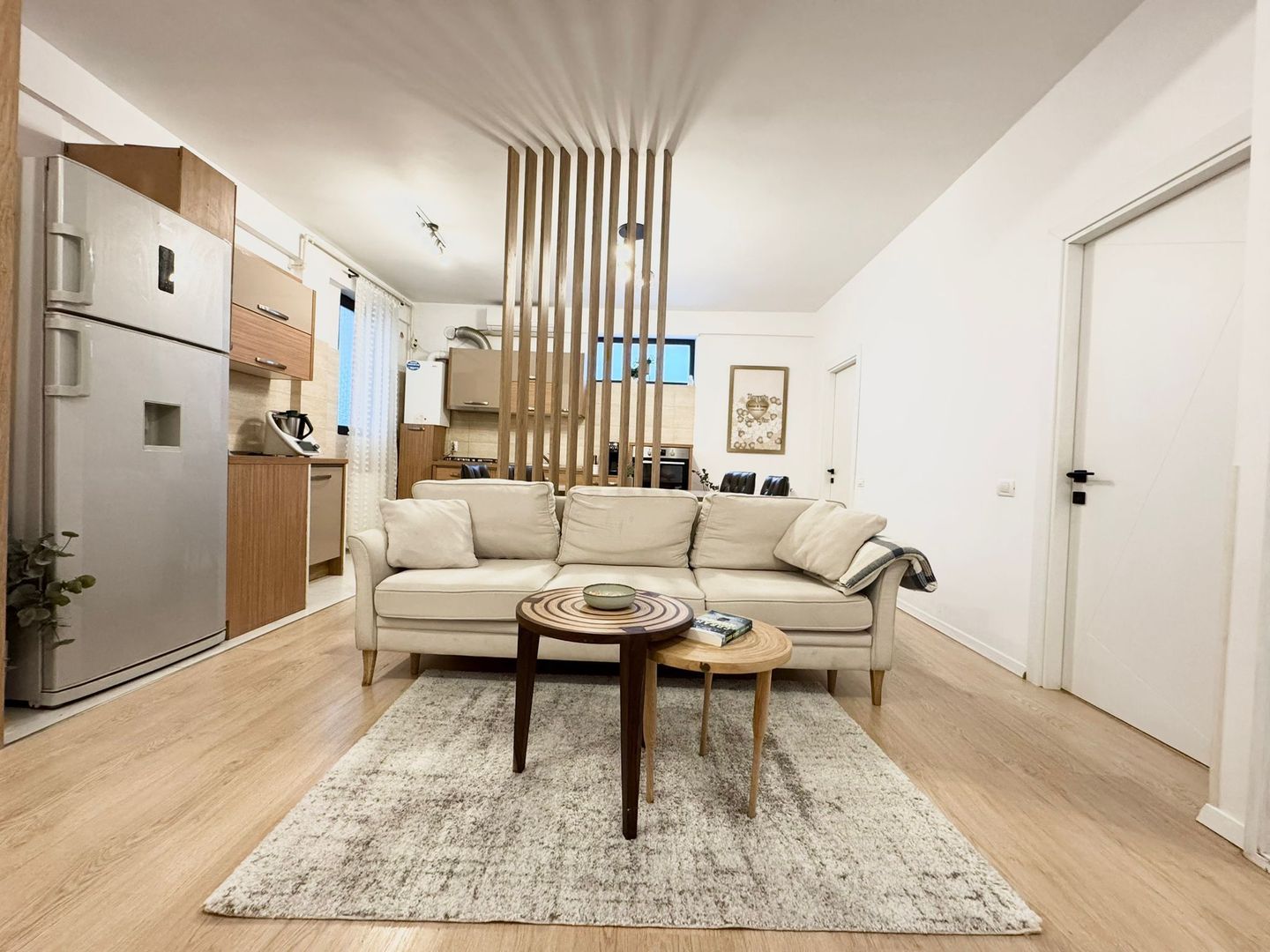 AP. 4 CAMERE DAMAROAIA - CURTE PROPRIE - 40 MP, BLOC NOU, COMISION 0% - Poză 3