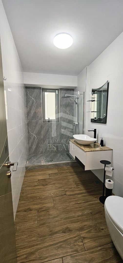 Apartament cu 2 camere Mamaia Nord, primul rand la mare, termen lung - Poză 9