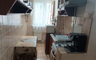 Apartament 3 camere/ Semidecomandat/ Etaj 4/ Zona Dâmbu Pietros - Poză 6