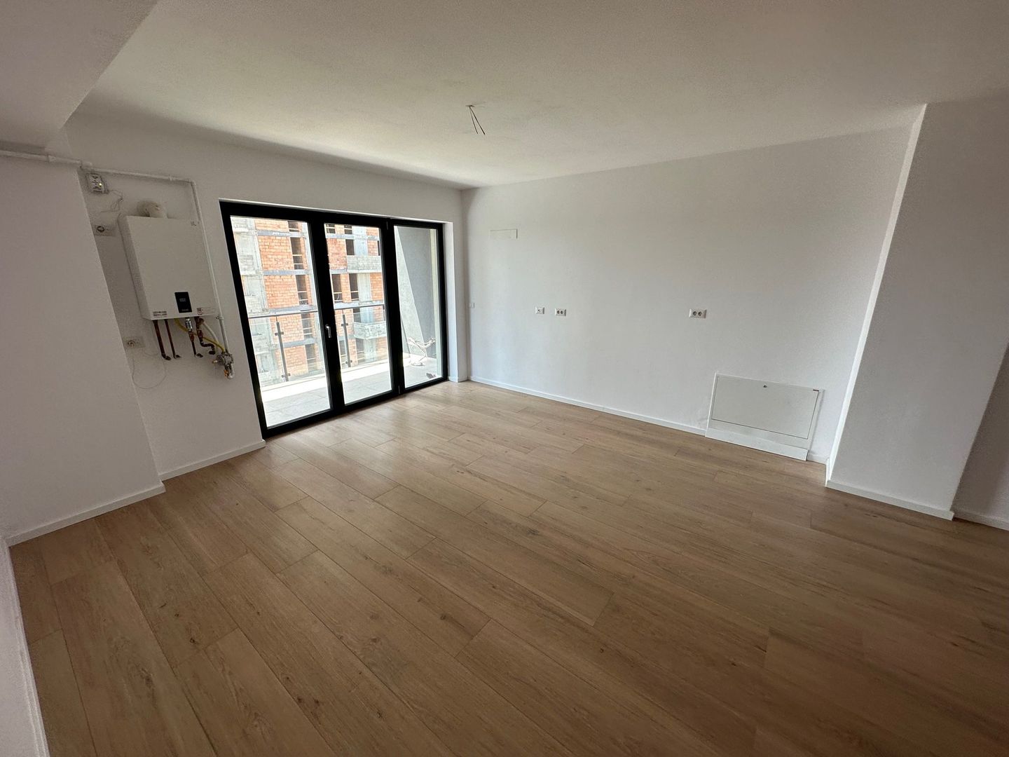 Apartament 3 camere bloc nou - Poză 13