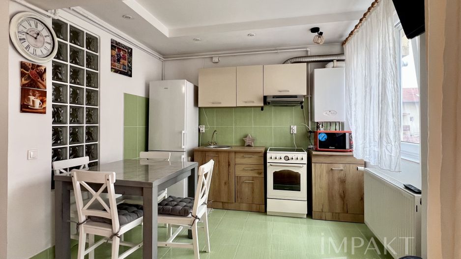 Apartament cu 3 camere semidecomandat in Buna Ziua - Poză 4