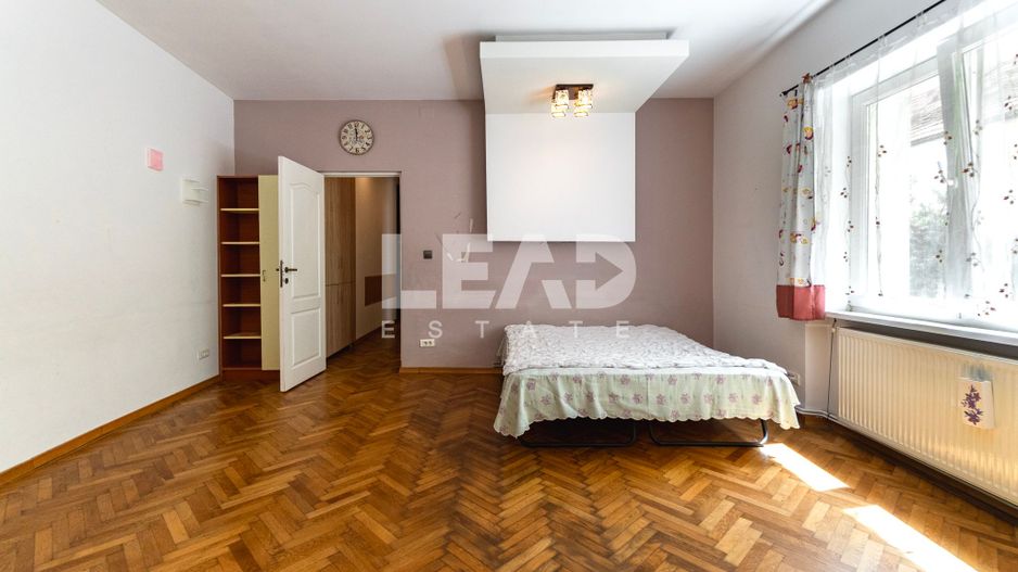 Apartament 1 cameră · 47 mp utili · Centrul Istoric Brașov · Comision 0% - Poză 1