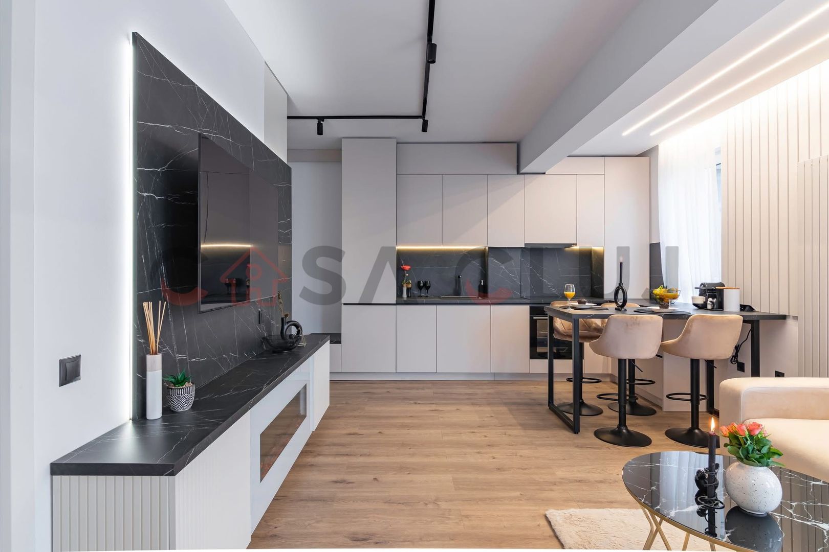 2 camere, centru, bloc nou, parcare subterana - Poză 3