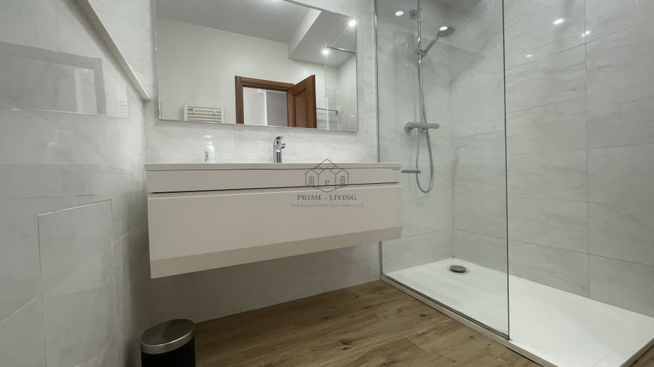 PENTHOUSE SUPERB CU 4 CAMERE LA INCHIRIERE LANGA PARCUL HERATSRAU - Poză 10