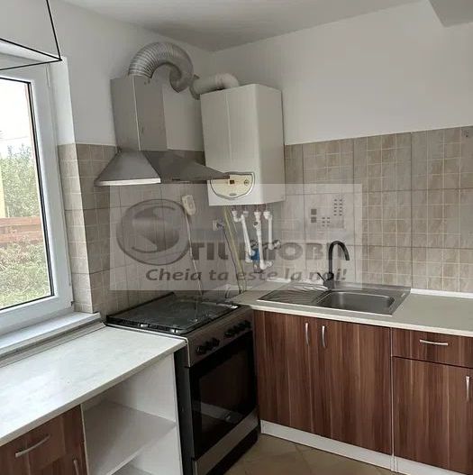 Vila 4 camere Valea Adanca - 730 euro - Poză 1