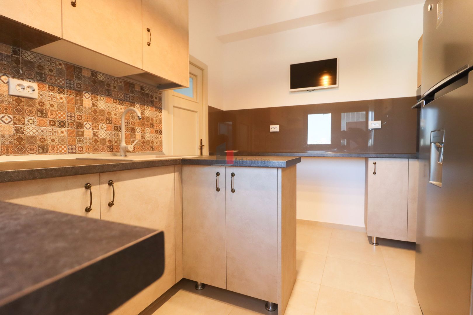 Apartamentul "COBERTURA",  PENTHOUSE "PIATA SPANIEI", TERASA 63 mp, CONSOLIDAT - Poză 42