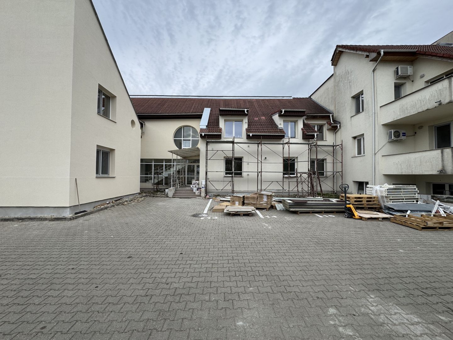 Apartament nr.11 cu 2 camere complet mobilat si utilat - Poză 17