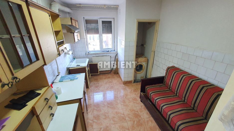 Apartament 2 camere, etaj 4, zonă ultracentrală; - Poză 2