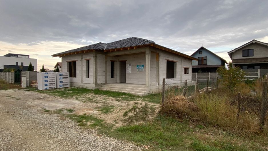 Casa de vanzare - Poză 2