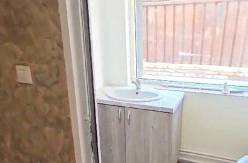 Casa S+P+1E - zona IC FRIMU/Nae Leonard - Poză 3