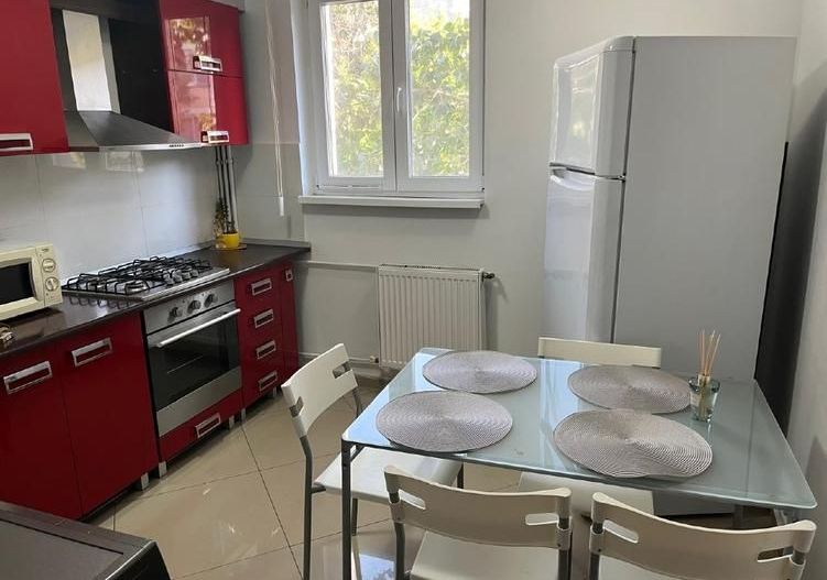 Apartament decomandat de 2 camere in zona Romancierilor - Poză 5