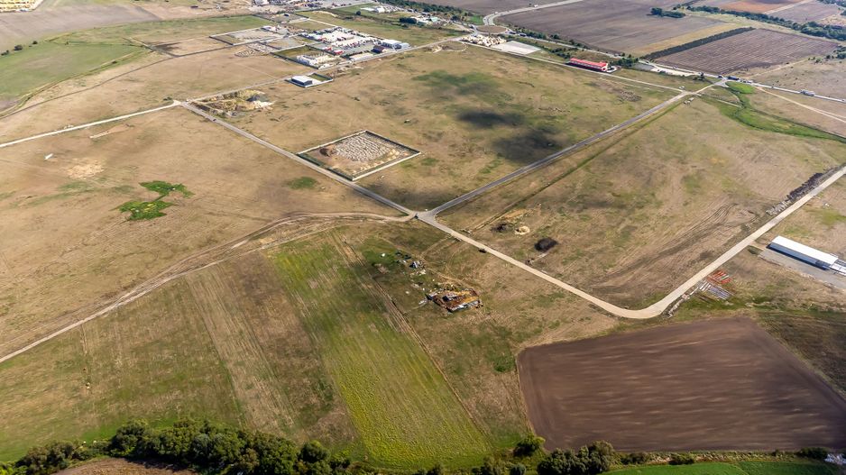 Oportunitate – Teren industrial 1.926 mp lângă Centura Vest Arad - Poză 3