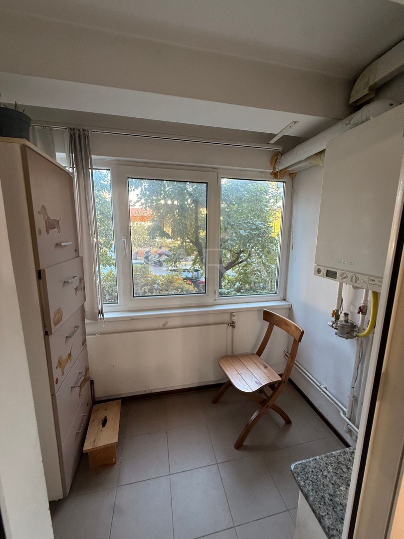 Apartament cu 3 camere, decomandat, 74 mp, pe Calea Dorobanților. - Poză 4