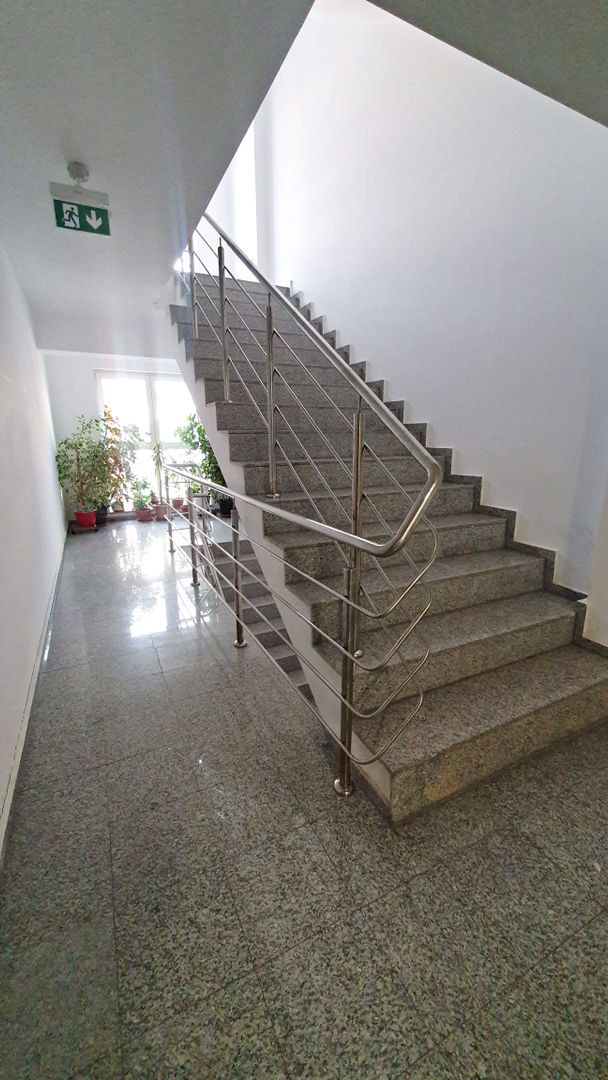 Ansamblul Maurer, bloc nou, vis-a-vis de Coresi, mobilat si utilat - Poză 16