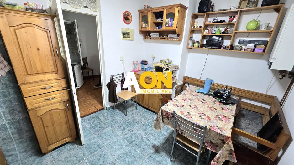 Apartament cu 4 Camere, Complet Mobilat, Zona Ampoi 3 - Poză 2