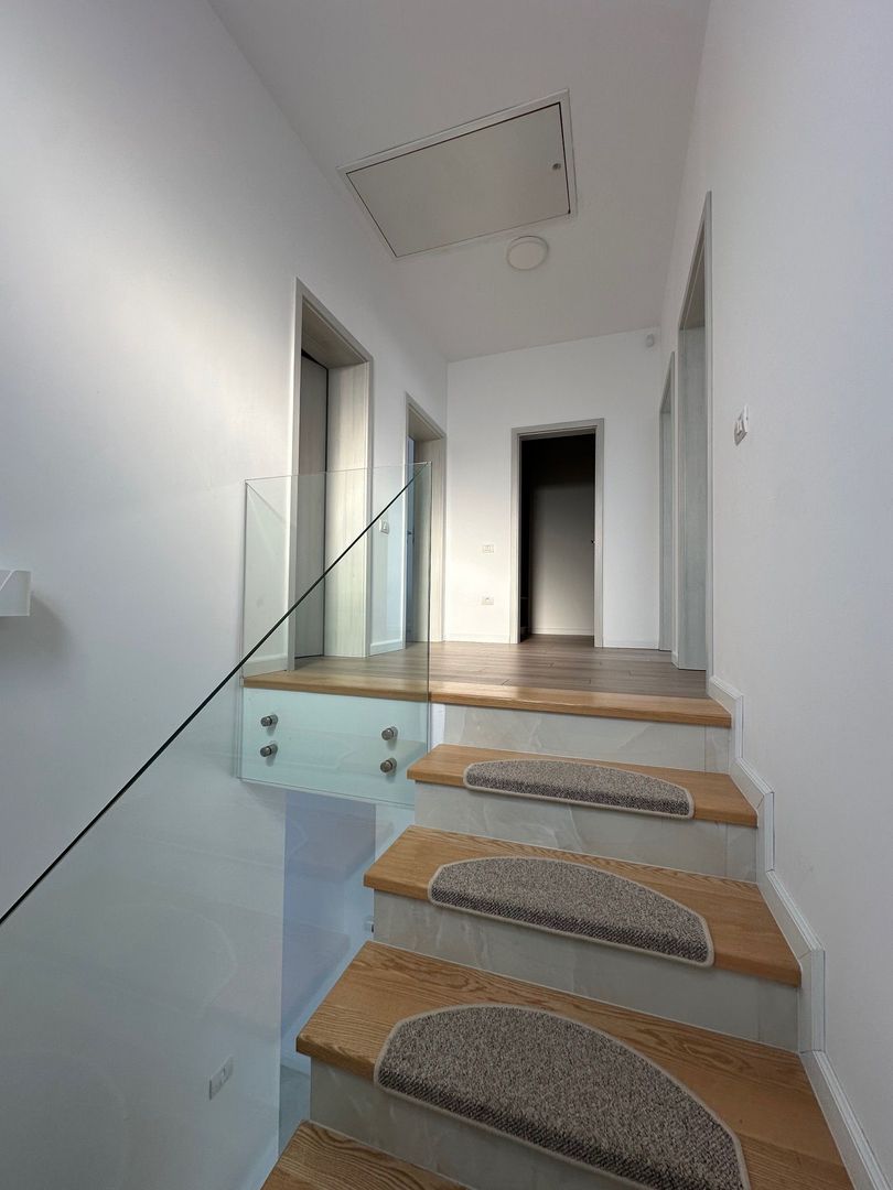 Duplex despărtit  prin garaj zona Ikea - Poză 33