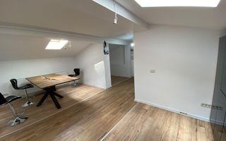 Spatiu  148mp pretabil pentru birou, la mansarda unui bloc Vivamus - Poză 3