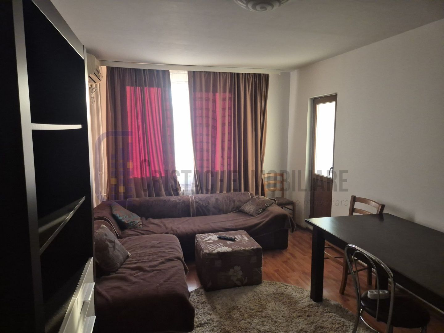 Cartierul Ghencea_acces metrou_Apartament 3 camere, decomandat, mobilat clasic - Poză 1