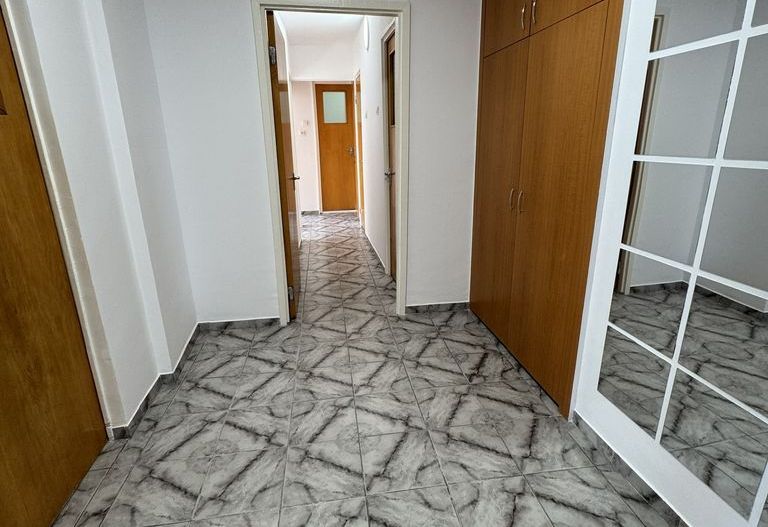 Drumul Taberei, 3 camere decomandat, renovat, etaj 6/8, vedere, sud - Poză 6