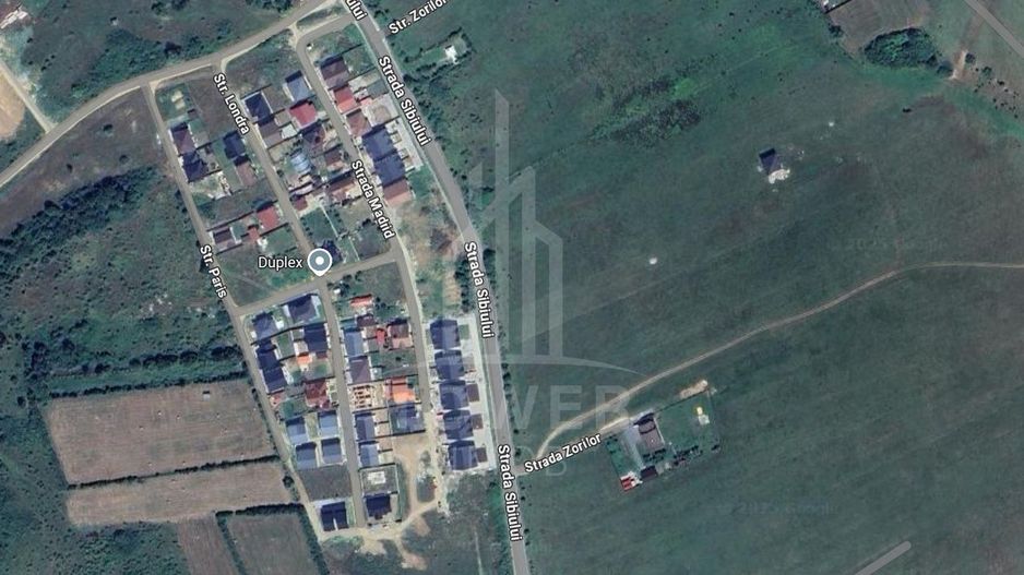 Teren intravilan 1049 mp casa de apa Calea cisnadiei - Poză 2