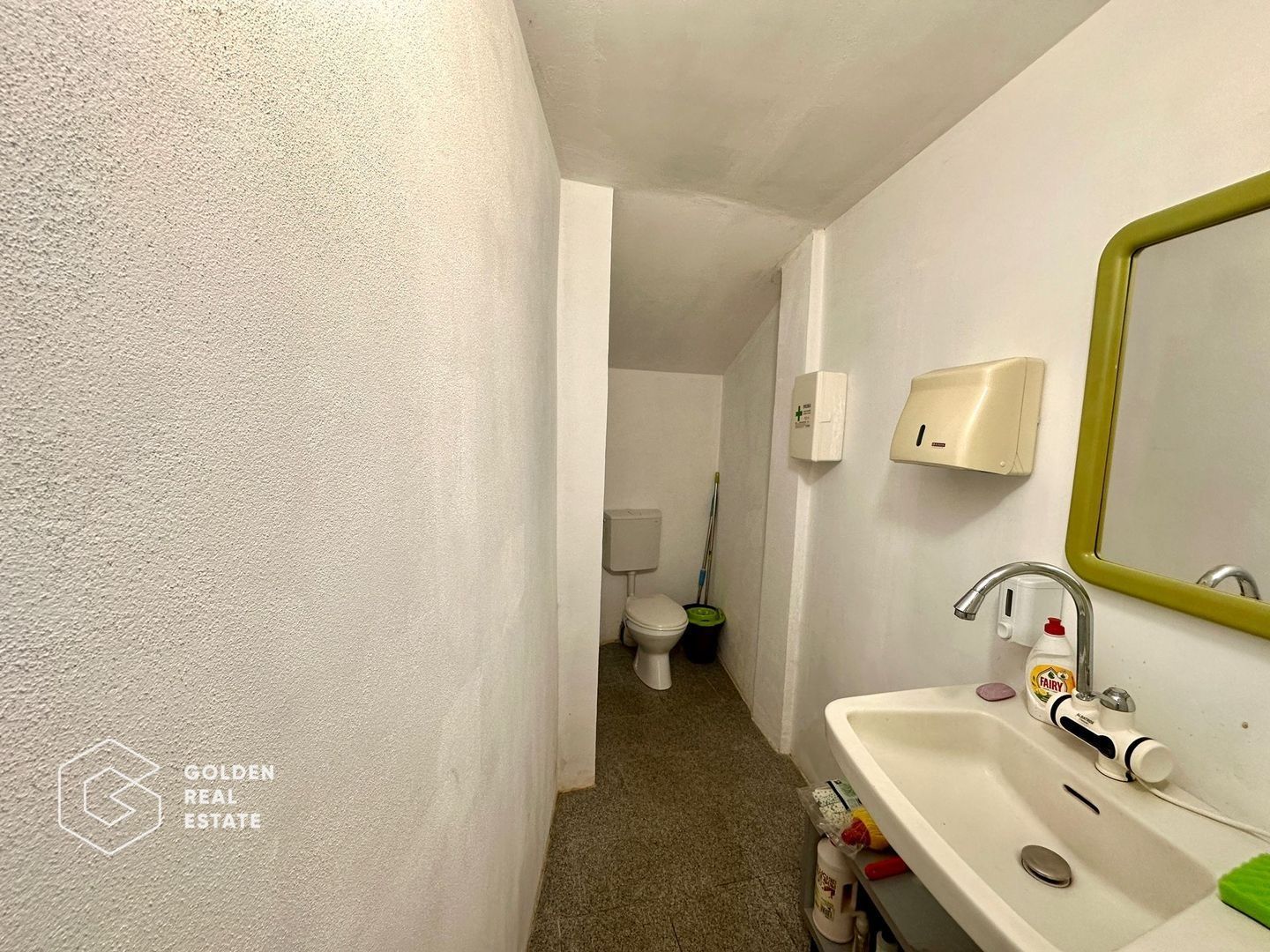 Oportunitate! Spatiu comercial modern si frumos amenajat, Uta, 4 camere, 190 mp - Poză 12