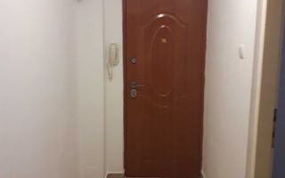 Vând apartament 3 camere , micro 17, destinație spțiu comercial - Poză 4