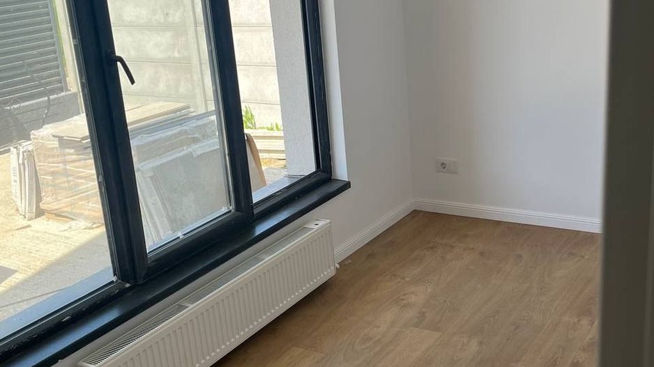 De vanzare casa vila moderna 4 camere Berceni - Poză 11