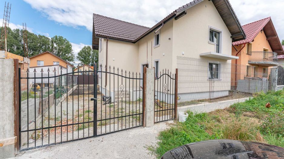 Casă individuală de vânzare în Hărman, zona Tineretului - Poză 1