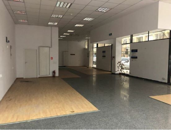 Cladire comerciala Timisoara - Poză 9