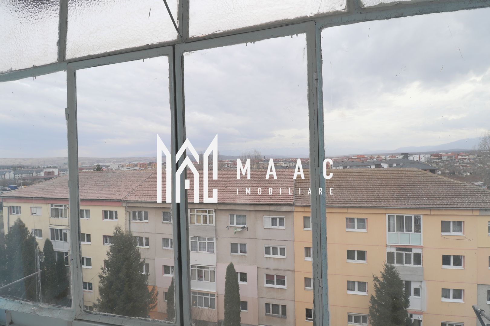 Apartament cu 2 camere | Balcon  |  Pivnita | zona Vasile Aaron - Poză 5