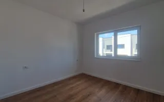 NOU APARTAMENT 4 CAMERE INTABULAT  101 MP CU GRADINA - Poză 23