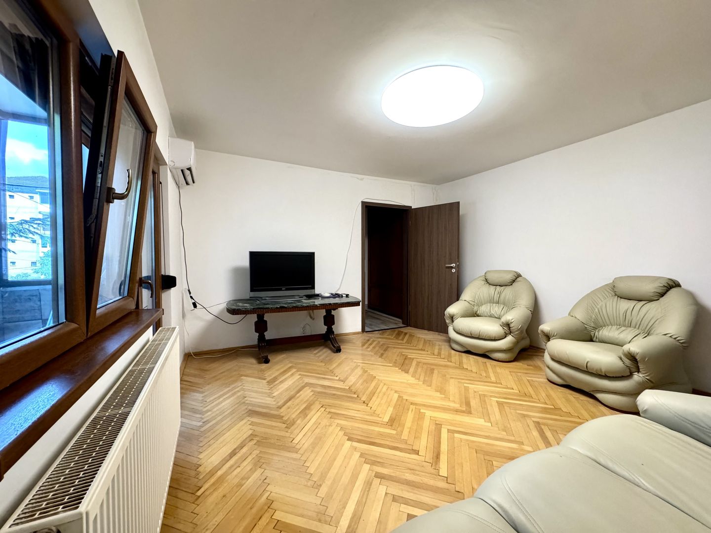 Apartament 3 camere, spațios, etaj 1 – Zona Lipovei / Iulius Mall - Poză 5