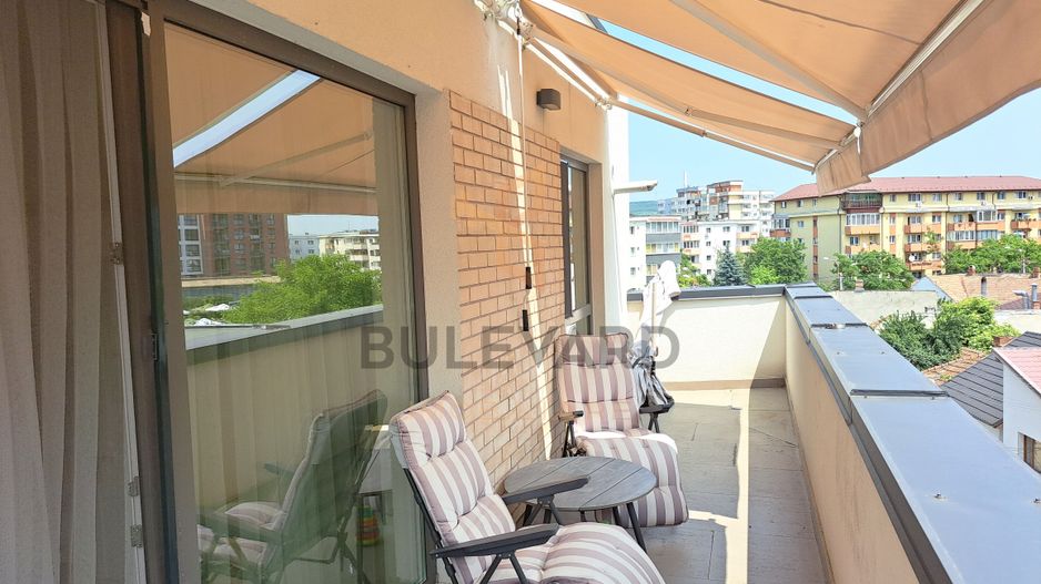 Apartament 2 camere, terasa de 15 mp, garaj subteran, boxa, Centru! - Poză 4