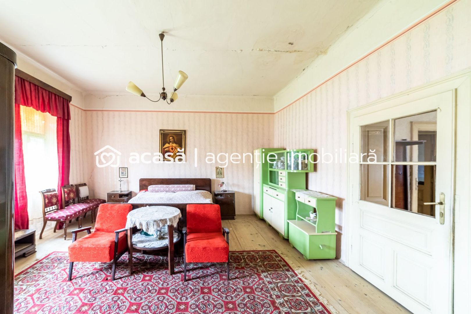 Casă în zona centrală Pâncota - Poză 6