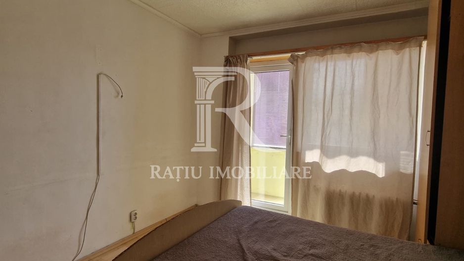 Apartament cu 3 camere de vanzare | Zona Nufarul | Oradea | - Poză 13