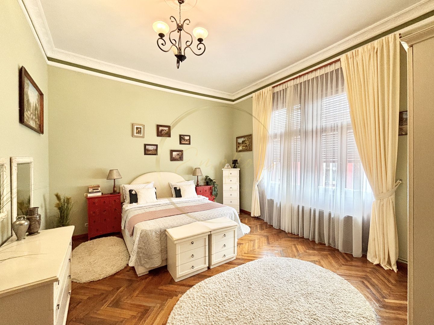 LUX | Apartament 3 Camere - PIAȚA LIBERTĂȚII - Poză 3