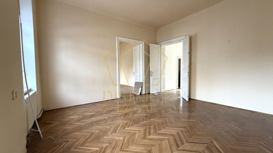 Spatiu pentru birouri, curte interioara si VAD | Balcescu - Poză 4