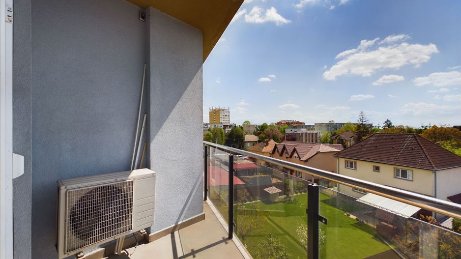 APARTAMENT CU 2 CAMERE ÎN VIA ROMANA - Poză 1