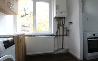 Piata 700; centrala proprie, la prima inchiriere dupa renovare. - Poză 16