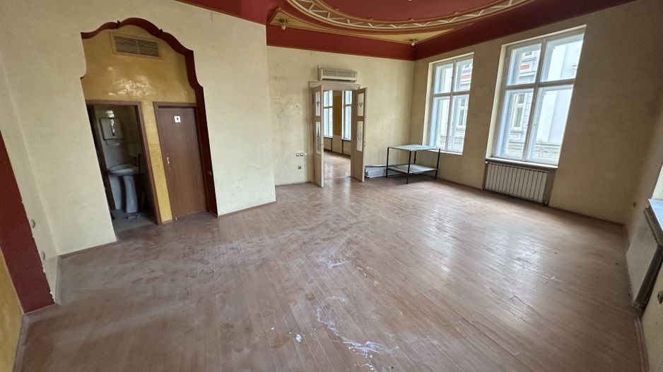 Spatiu pretabil restaurant zona Ultracentral - Poză 1