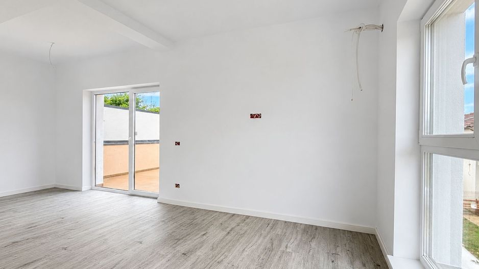 Duplexuri noi de vanzare in Ghiroda,| La cheie | TVA inclus - Poză 11