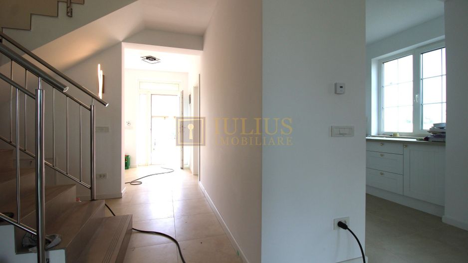 Duplex, semi-mobilat (doar bucataria) la prima inchiriere. - Poză 4