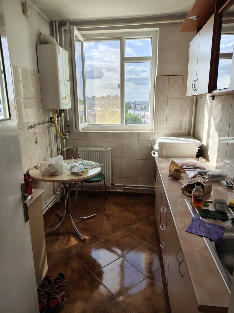 Apartament incapator cu trei camere, Alexandru Obregia, 120.000€ negociabil - Poză 7