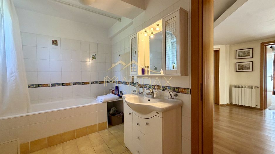 Vila cu 6 camere *485 mpc // *1.670mp teren* // 8 locuri parcare // Sisești - Poză 40