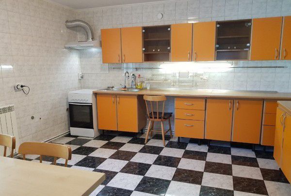 Vila spatioasa Bucurestii Noi | 2 Cocoși - Poză 4