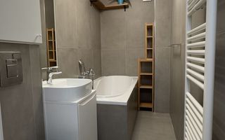Apartament 4 camere de închiriat, Panduri, prima închiriere, renovat - Poză 13