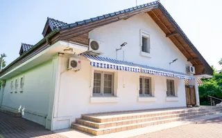 REȘEDINȚĂ DE EXCEPȚIE ÎN OTOPENI | 2.800 MP TEREN | ELEGANȚĂ, ARTĂ ȘI INTIMITATE - Poză 26